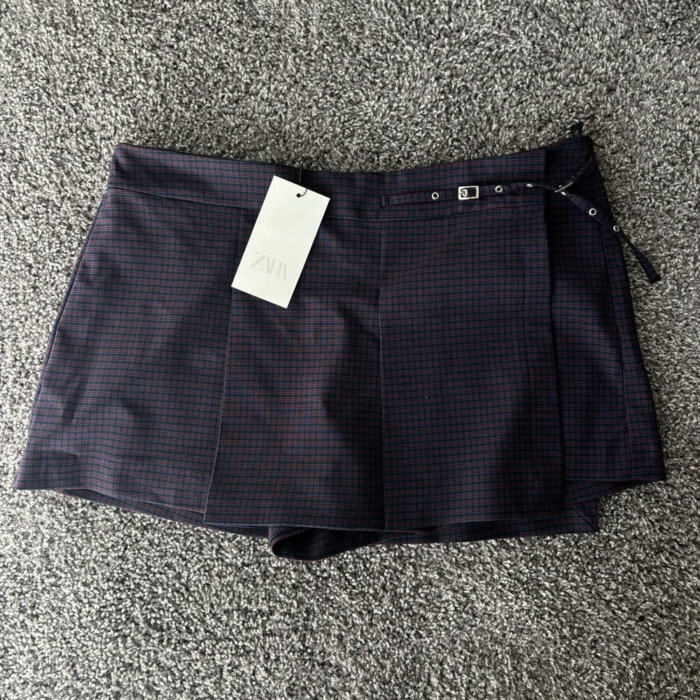 Zara Plaid Buckle Mini Skort